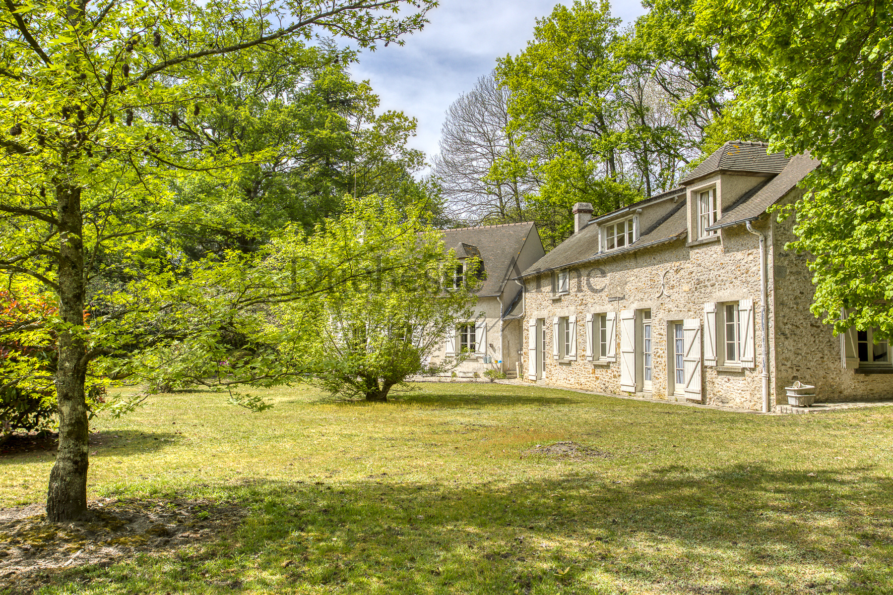 Chateau Du Planet Saint Leger En Yvelines propriete Montfort-l'Amaury : Propriété de charme